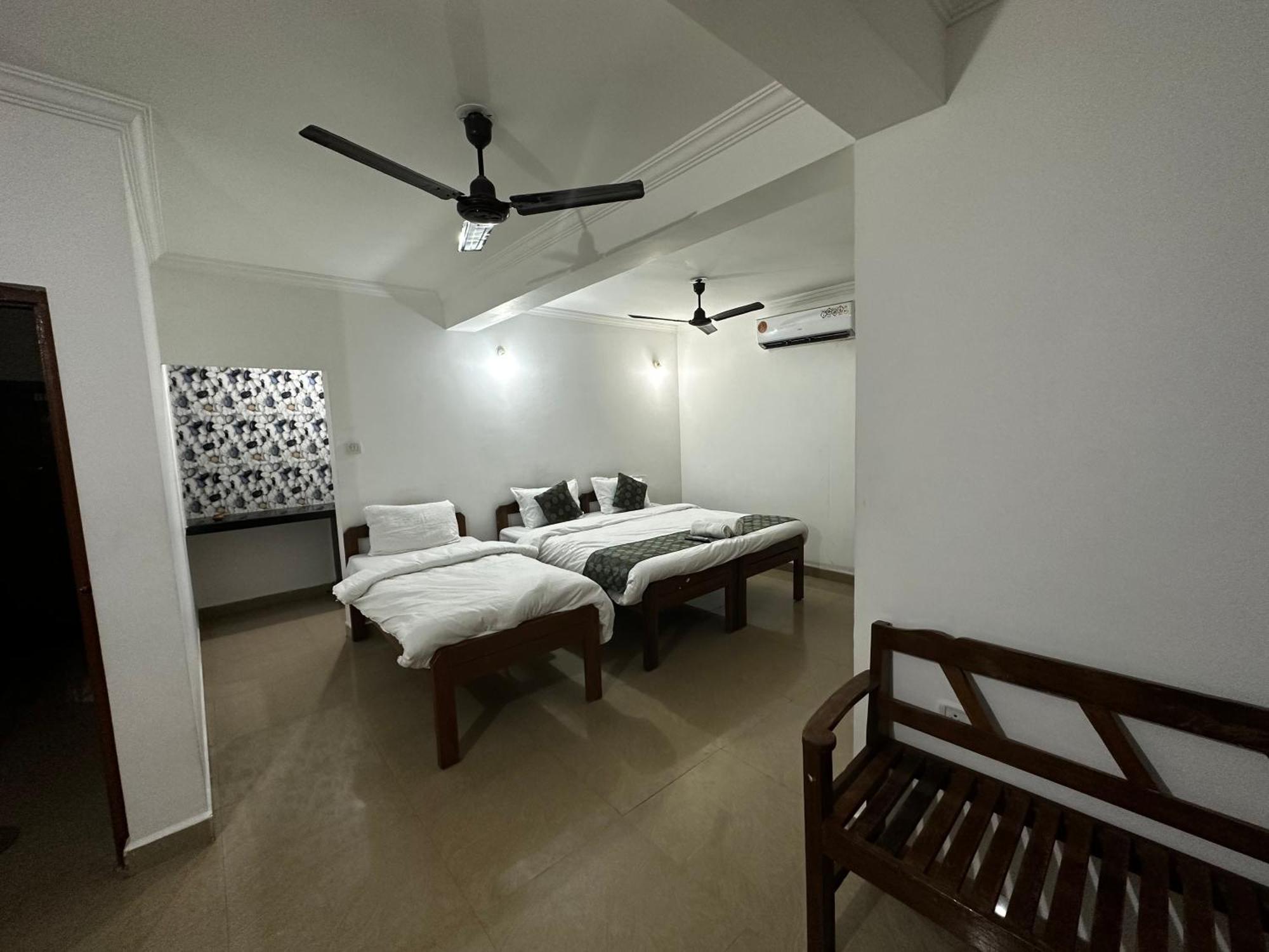 Baga Seafinity Otel Dış mekan fotoğraf